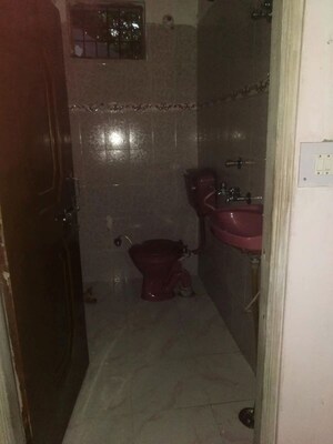 Bathroom in 2 BHK Builder Floor at Lda Colony – for Rent