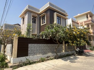 4 BHK Independent House – Exterior View View at Eldeco City Arcade, Iim Road - for Sale