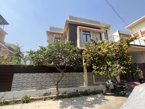 4 BHK Independent House – Exterior View View at Eldeco City Arcade, Iim Road - for Sale