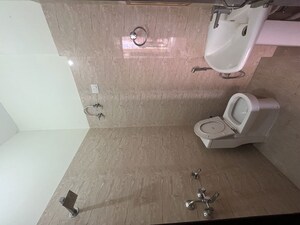 Bathroom in 4 BHK Independent House at Eldeco City Arcade, Iim Road – for Sale