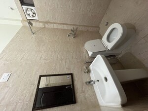 Bathroom in 4 BHK Independent House at Eldeco City Arcade, Iim Road – for Sale
