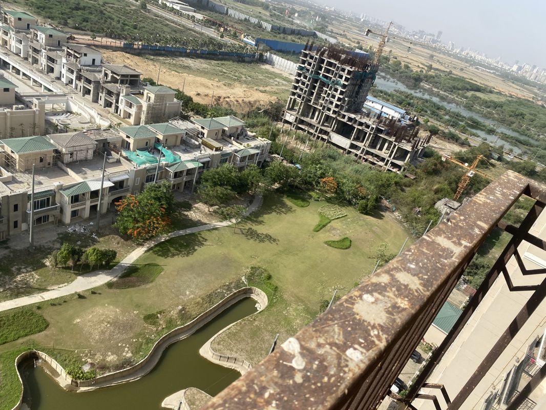 3.5 BHK + Servant Room 2300 Sq.Ft. Apartment in ATS Le Grandiose