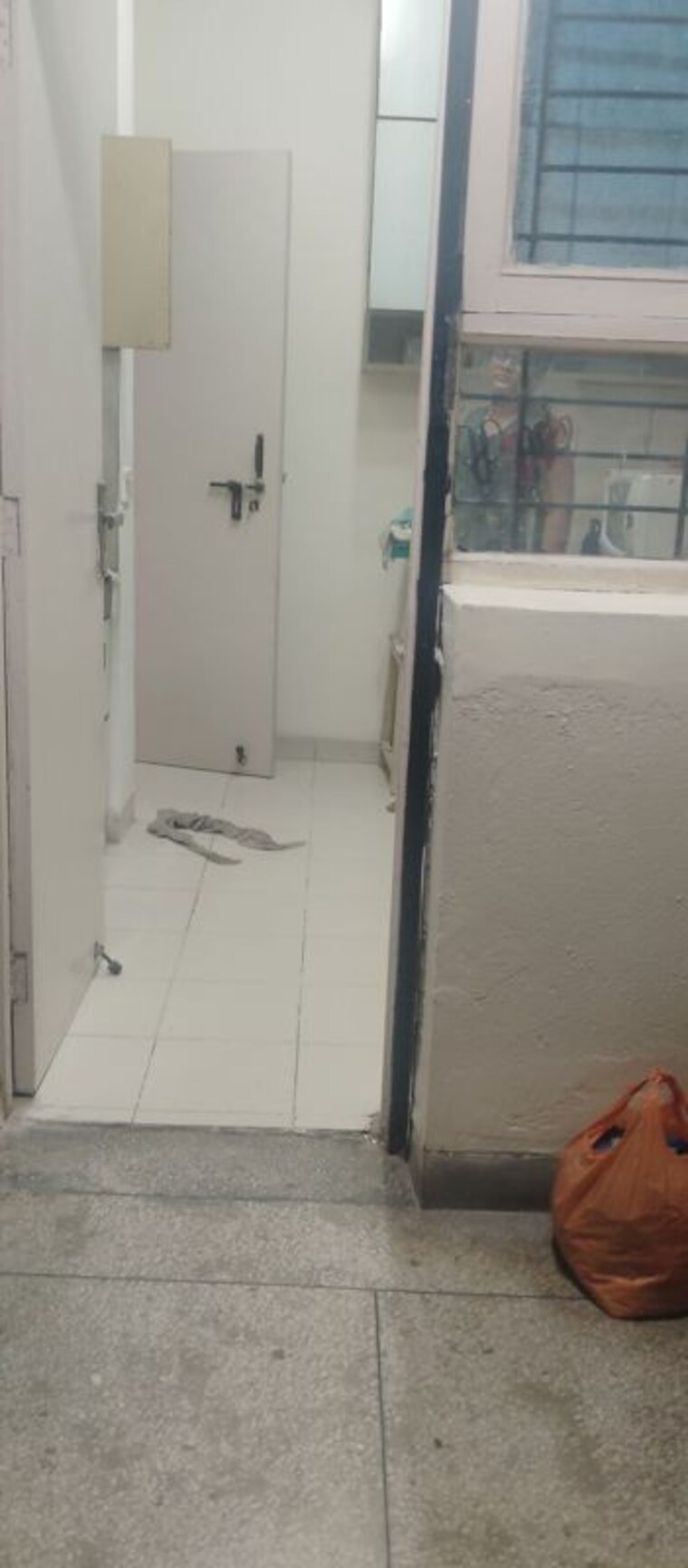Bathroom, south city 2 3 Bedroom 1750 Sq.Ft. Builder Floor In South City 2 Gurgaon 10399775