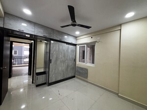 Room in 2 BHK Apartment at Praneeth Pranav Solitaire, Bachupally – for Rent