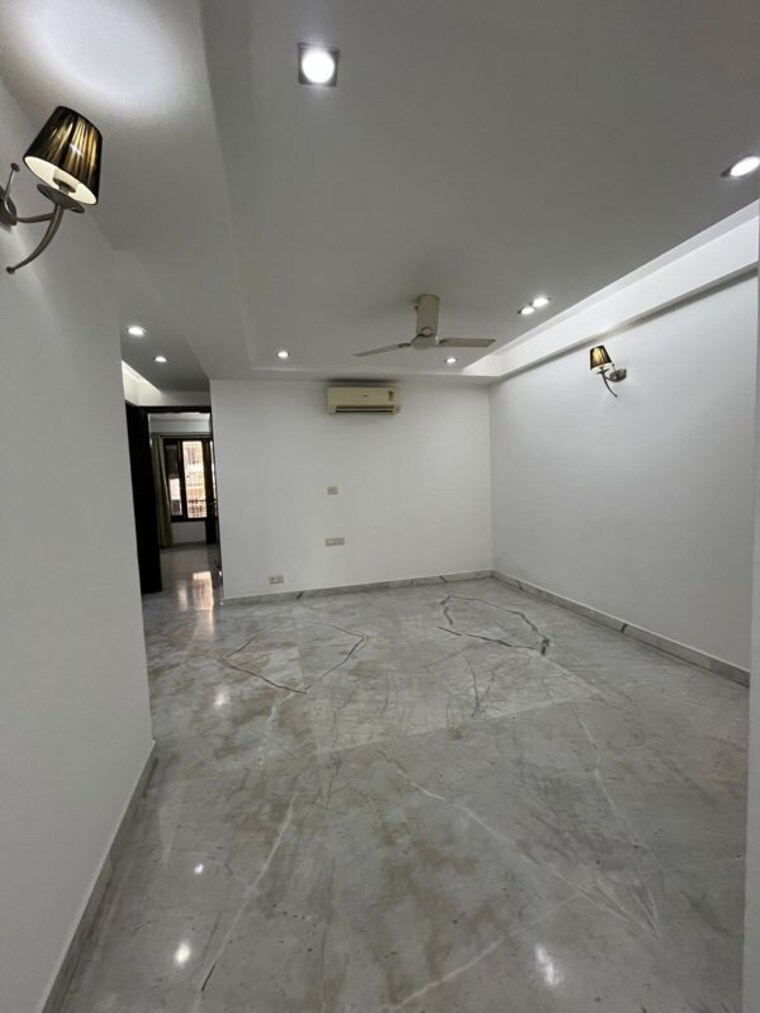 Room, sector 46 2 Bedroom 160 Sq.Ft. Builder Floor In Sector 46 Gurgaon 10399801
