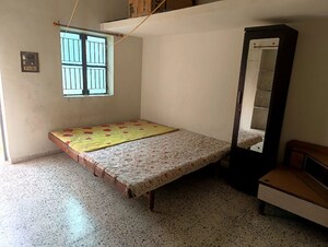 Bedroom in 1 RK Apartment at Vejalpur – for Rent