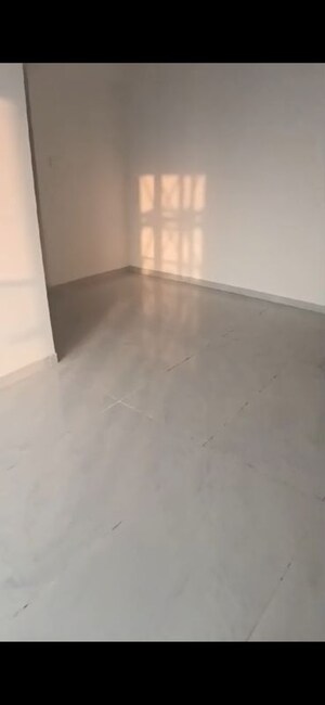 Room in 2.5 BHK Apartment at Bharat Arize, Goregaon West – for Sale