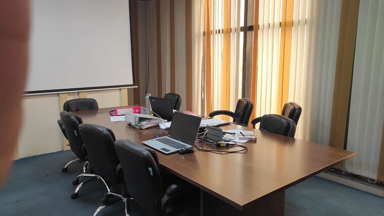 Team Area, lodha-supremus-2 Commercial Office Space 2300 Sq.Ft. In Wagle Industrial Estate Thane 10399862