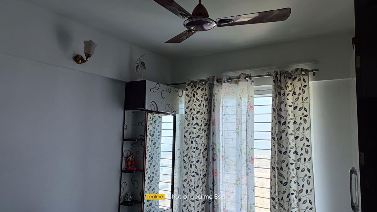 2 BHK + Study Room Apartment For Rent in Space Elena