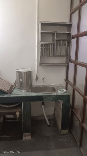 Kitchen in 1 RK Independent House at Express One, Vasundhara Sector 14 – for Rent