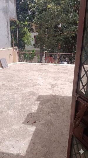 1 RK Independent House – Exterior View View at Express One, Vasundhara Sector 14 - for Rent