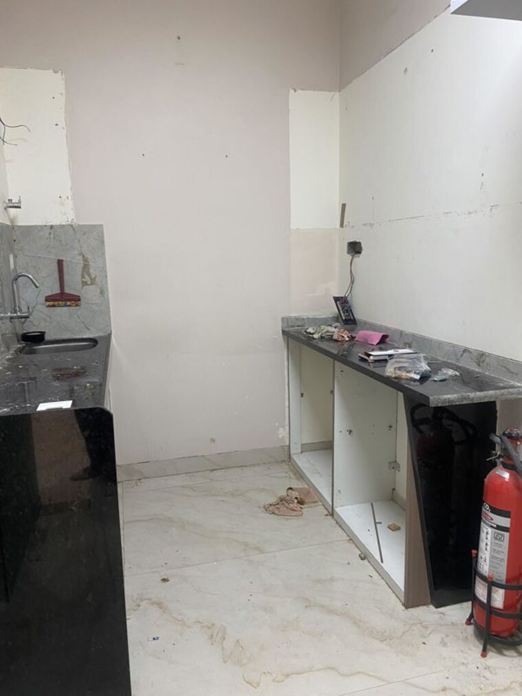 Kitchen, one-lodha-place Commercial Office Space 1000 Sq.Ft. In Lower Parel Mumbai 10399910