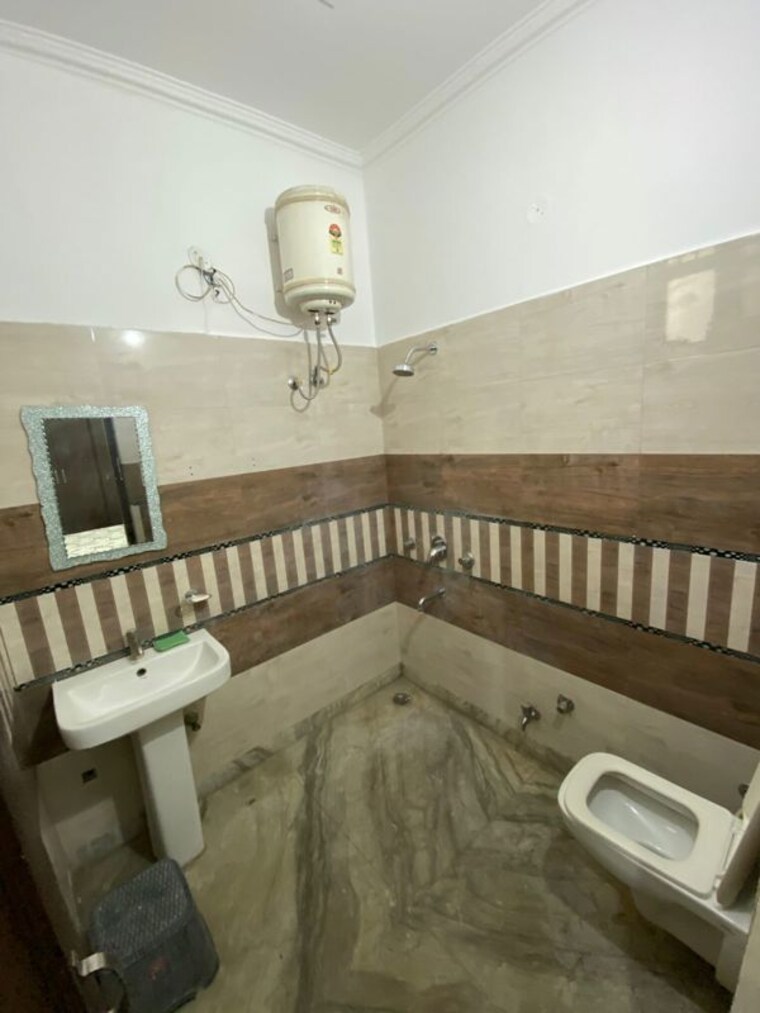 Kitchen, e block sbs nagar 6+ Bedroom 100 Sq.Yd. Independent House In E Block Sbs Nagar Ludhiana 10399919