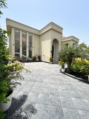 5 BHK Villa – Exterior View View at Chattarpur - for Sale