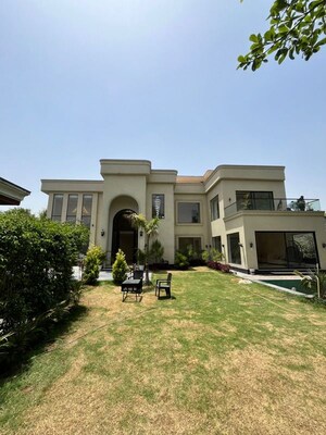 5 BHK Villa – Exterior View View at Chattarpur - for Sale
