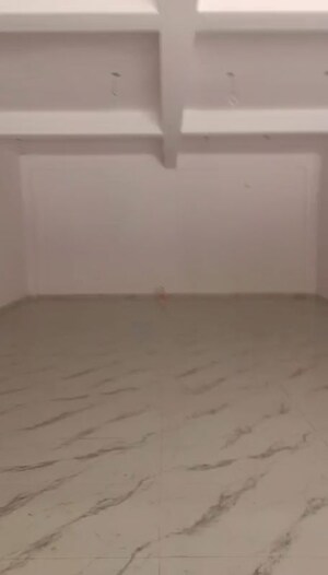 Room in  Showroom at Krishna Enclave Plot, Raj Nagar Extension – for Rent