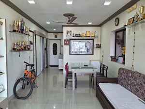 Parking in 2.5 BHK Apartment at Grandeur Tower, Borivali East – for Rent