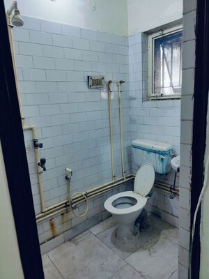 Bathroom in 2 BHK Apartment at Shatabdi Vihar, Sector 52 – for Rent