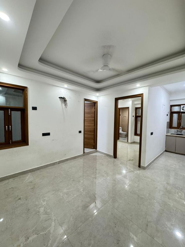2 BHK Builder Floor For Rent in Chattarpur