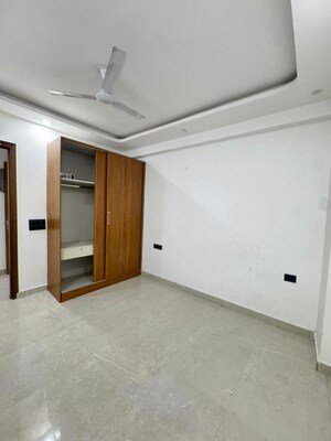 Room in 2 BHK Builder Floor at Chattarpur – for Rent
