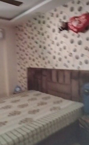 Bedroom in 3 BHK Builder Floor at Sector 4 – for Rent