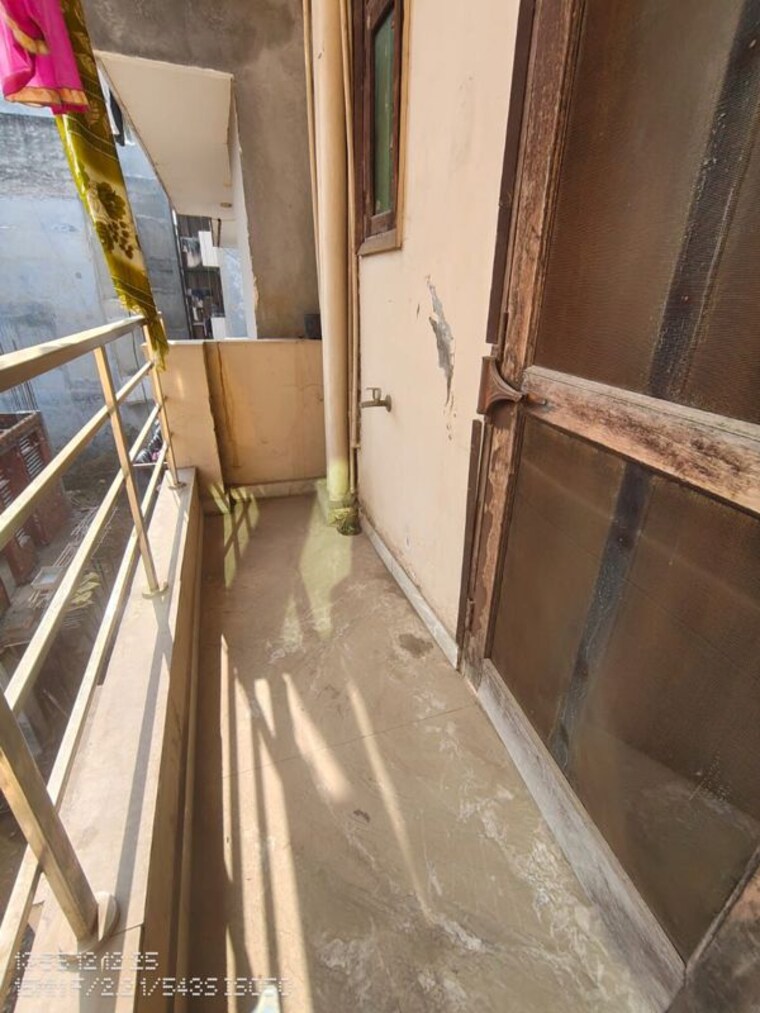Balcony, sector 105 2 Bedroom 162 Sq.Mt. Builder Floor In Sector 105 Noida 10400031