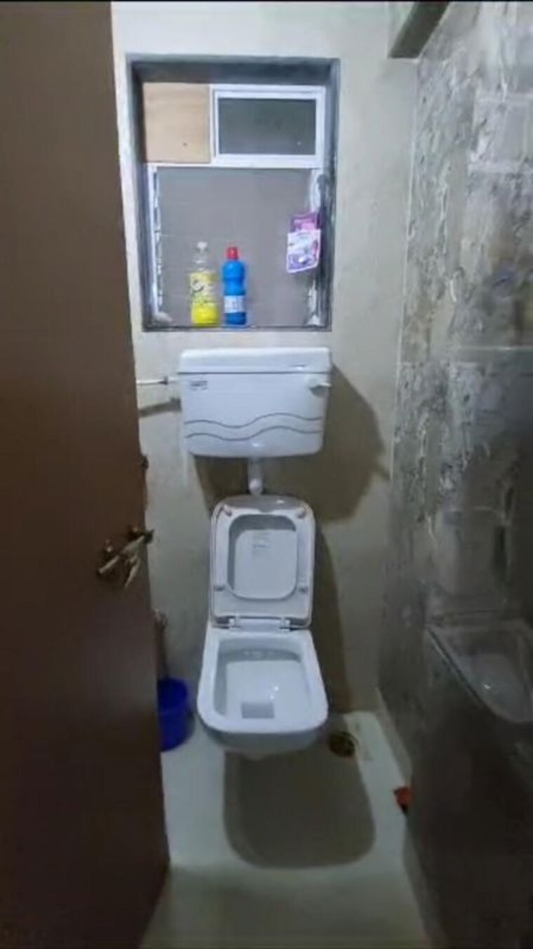 Bathroom, tirupathi-the-windsor 1 RK 275 Sq.Ft. Apartment In Kandivali East Mumbai 10400067