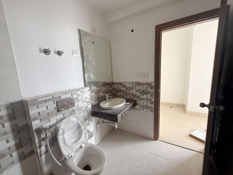 Bathroom, ats-picturesque-reprieves 3 Bedroom 2250 Sq.Ft. Apartment In Sector 152 Noida 10400083
