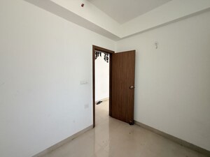 Room in 3 BHK Apartment at Kalpataru Vista, Sector 128 – for Rent