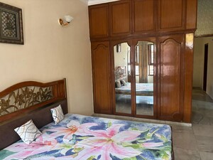 Bedroom in 4 BHK Builder Floor at Sector 50 – for Rent