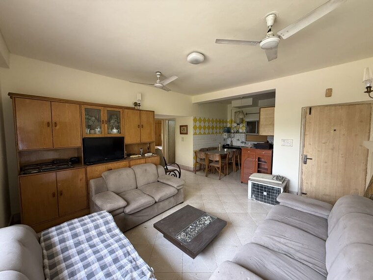 Living Room, unitech-rakshak 2 Bedroom 1100 Sq.Ft. Apartment In Sector 41 Gurgaon 10400142