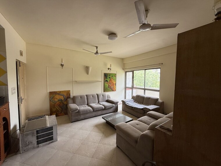 Living Room, unitech-rakshak 2 Bedroom 1100 Sq.Ft. Apartment In Sector 41 Gurgaon 10400142