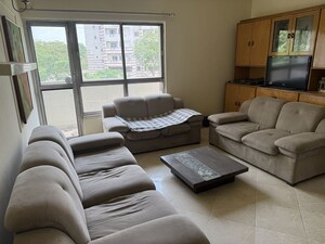2 BHK Apartment For Rent in Unitech Rakshak, Sector 41