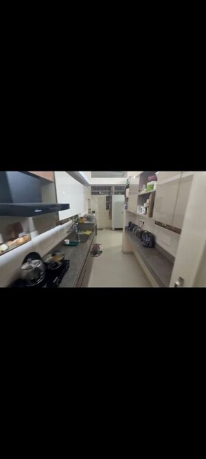 Team Area in 3 BHK Builder Floor at Sector 47 – for Rent