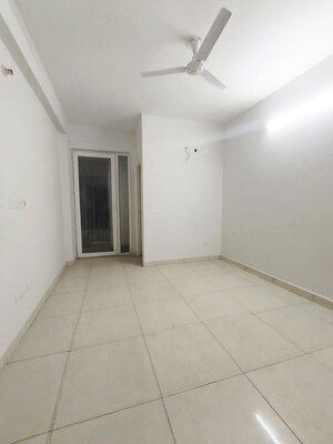 Room in 3 BHK Apartment at SBP Gateway Of Dreams, Dhakoli – for Rent