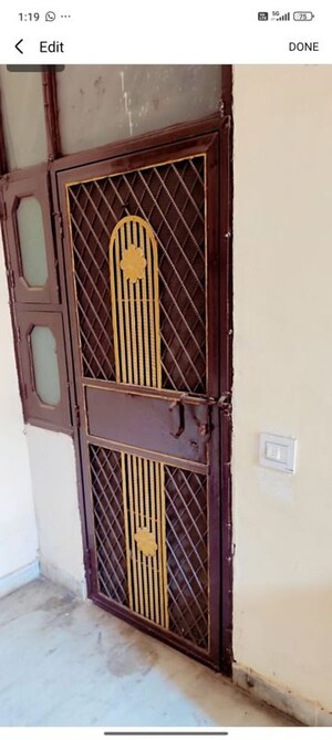 Furnished Amenities in 3 BHK Builder Floor at Raj Nagar Extension – for Sale