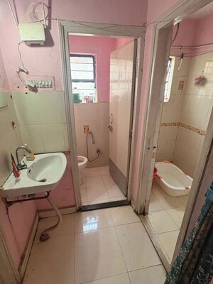 Bathroom in 1 BHK Apartment at Vishrantwadi – for Rent