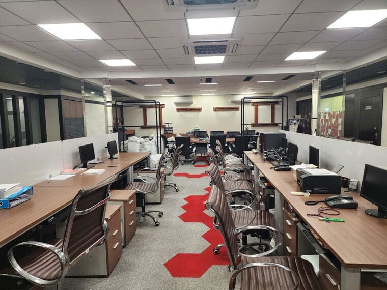 Gym, peninsula-corporate-park Commercial Office Space 4360 Sq.Ft. In Lower Parel Mumbai 10400166