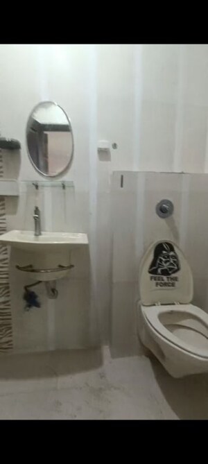 Bathroom in 2 BHK Apartment at Vakola – for Rent