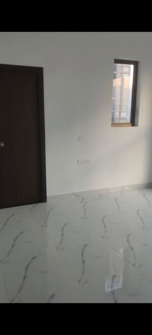 Room in 1 BHK Apartment at Raymond Realty Phase II, Pokhran Road No Two – for Sale