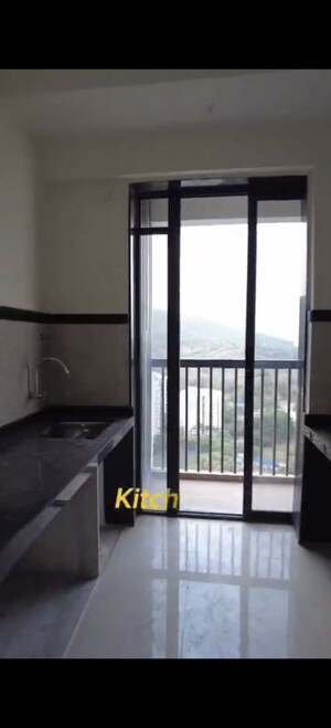 Room in 2 BHK Apartment at Damji Shamji Mahavir Spring Tulip Phase 1, Pokhran Road No Two – for Rent