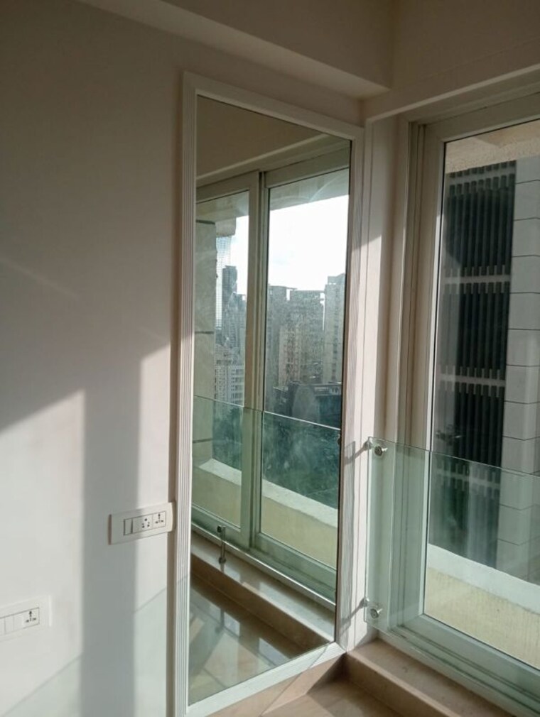 Balcony, sumer-trinity-towers 4 Bedroom 2000 Sq.Ft. Apartment In Prabhadevi Mumbai 10400237