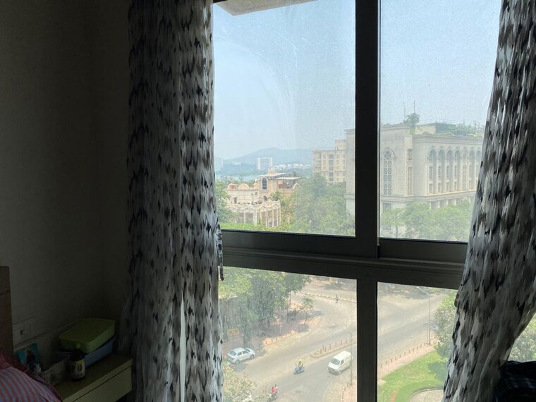 Swimming Pool, hiranandani-atlantis 2 Bedroom 777 Sq.Ft. Apartment In Powai Mumbai 10400244