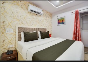 Bedroom in 3 BHK Apartment at Cosmopolis Tower, Andheri West – for Sale