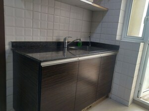 Kitchen in 3.5 BHK Apartment at Unitech Uniworld Gardens, Sector 47 – for Sale