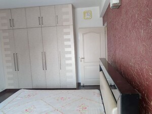 Bathroom in 3.5 BHK Apartment at Unitech Uniworld Gardens, Sector 47 – for Sale