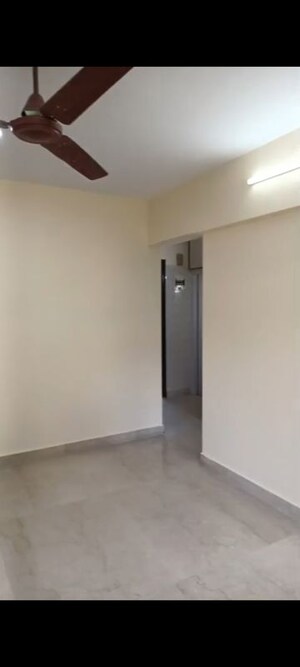Room in 1 BHK Apartment at Vishal Su-Shee Apartment, Vile Parle East – for Rent