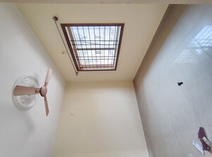 Room in 3 BHK Independent House at Hsr Layout – for Rent