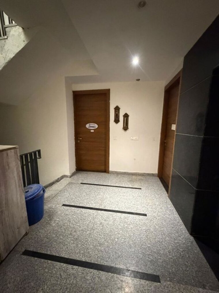 Bedroom, sector 12 3 Bedroom 1600 Sq.Ft. Builder Floor In Sector 12 Gurgaon 10400316