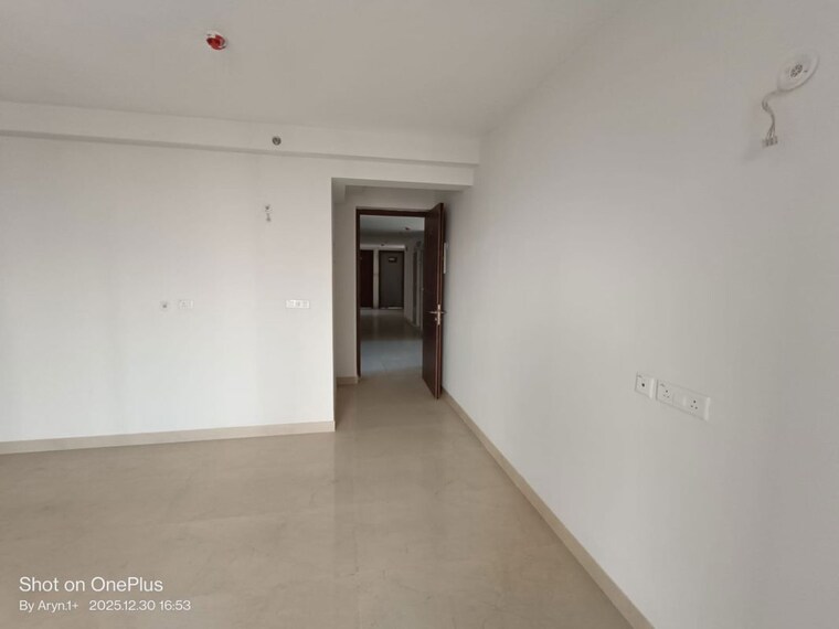 Room, hero-homes-phase-2 2 Bedroom 1099 Sq.Ft. Apartment In Sector 104 Gurgaon 10400353